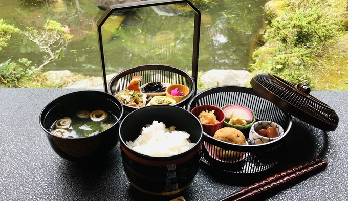 【朝食付】身体にやさしい手づくり朝籠膳プラン〜澄んだ空気と鐘の音に、日本三大霊山のを感じながら〜